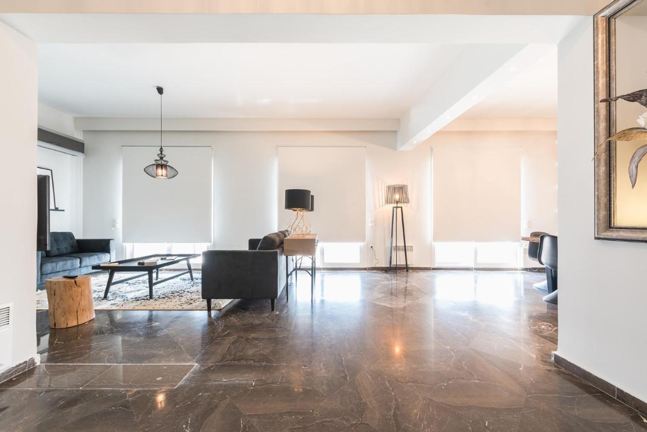Traveler'S Dream 4 Brdm Renovated Penthouse Apartment Atena Exterior foto